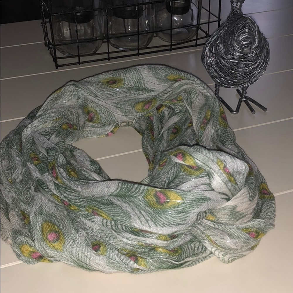 Lightweight Scarf